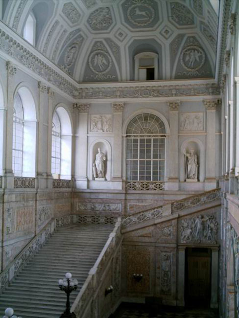 Palazzo Reale scaline d'ingresso