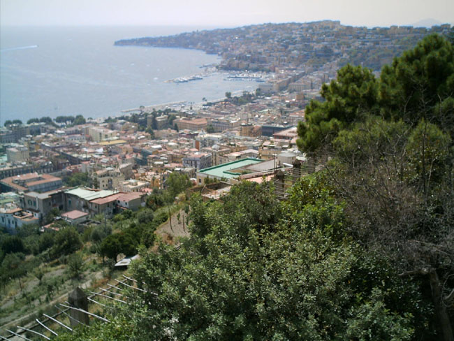 Vista sulla baia dai giardini di S. Matrino